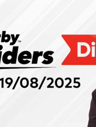 logo dell'evento "Kirby Air Riders Direct" e un'immagine stilizzata di Masahiro Sakurai in sottofondo