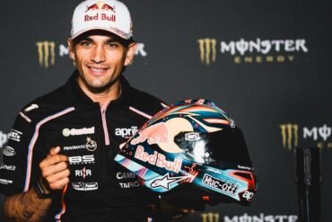 Il casco esclusivo di Jorge Martín per il Gran Premio di Catalogna, creato da un fan, con i colori della Spagna e disegni di circuiti.