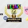 Schermata di gioco di Tetris 99 con lo sfondo personalizzato di Kirby Air Riders e i blocchi colorati a tema.