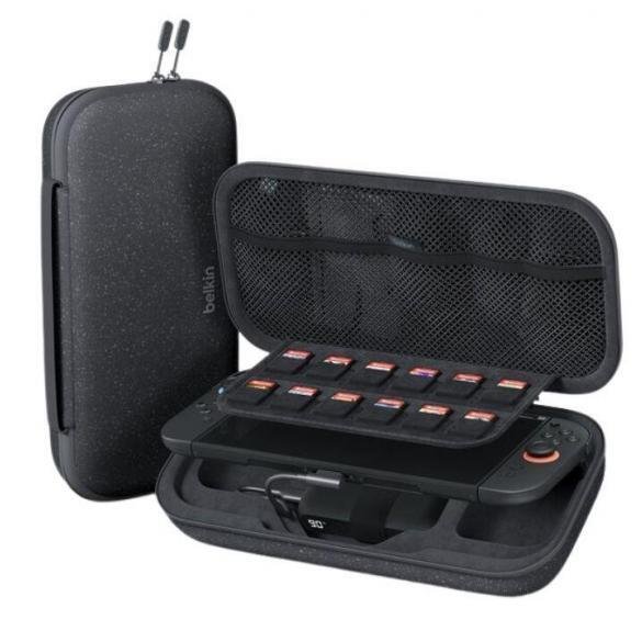 La custodia Belkin aperta mostra la Nintendo Switch 2 alloggiata sopra e il power bank con display digitale nello scomparto inferiore, insieme agli slot per le cartucce.