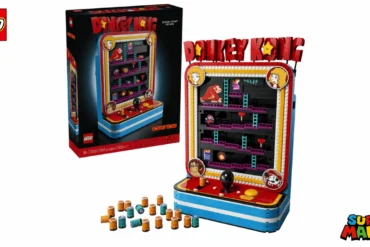 Il set LEGO Donkey Kong Arcade con Jumpman, Donkey Kong e Lady ricostruiti fedelmente nel classico cabinato del 1981