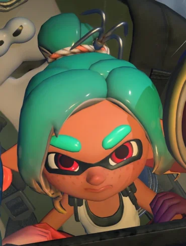 Splatoon Raiders disponibile da oggi, 23 luglio 2026, in esclusiva su Nintendo Switch 2, con oltre 100 armi, Salmonoidi da affrontare, base operativa personalizzabile, multiplayer fino a 4 giocatori e i nuovi amiibo del Trio Triglio
